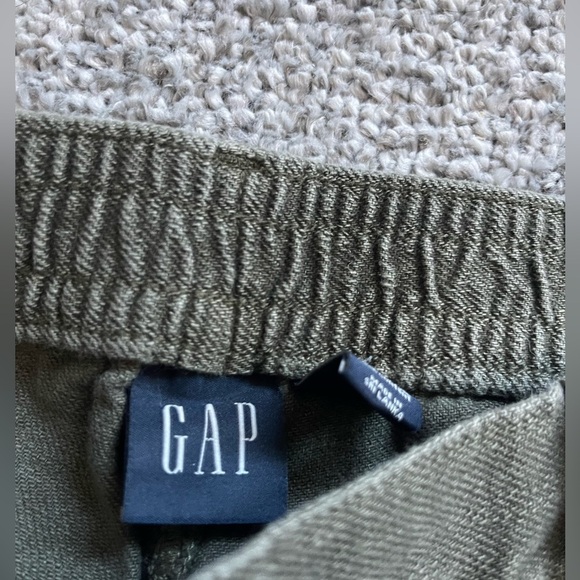 GAP olive green jogger pants - Picture 2 of 7